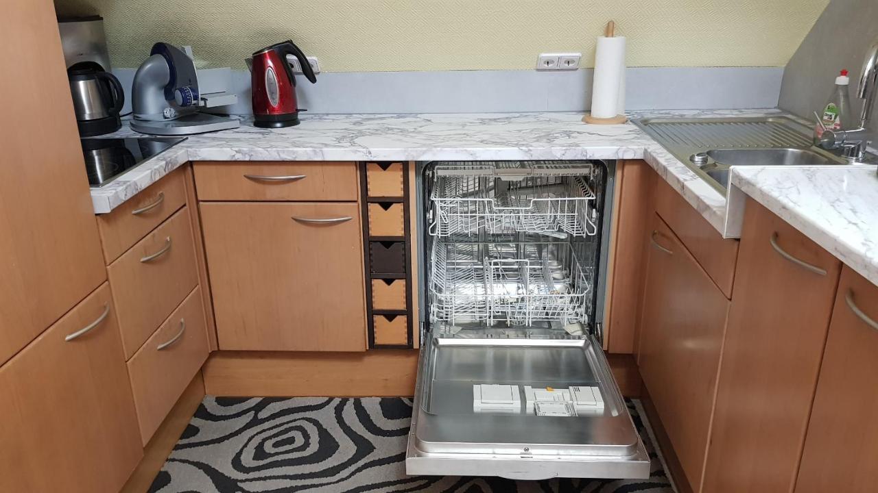 Apartment Gartenblick Нойнкирхен Екстериор снимка